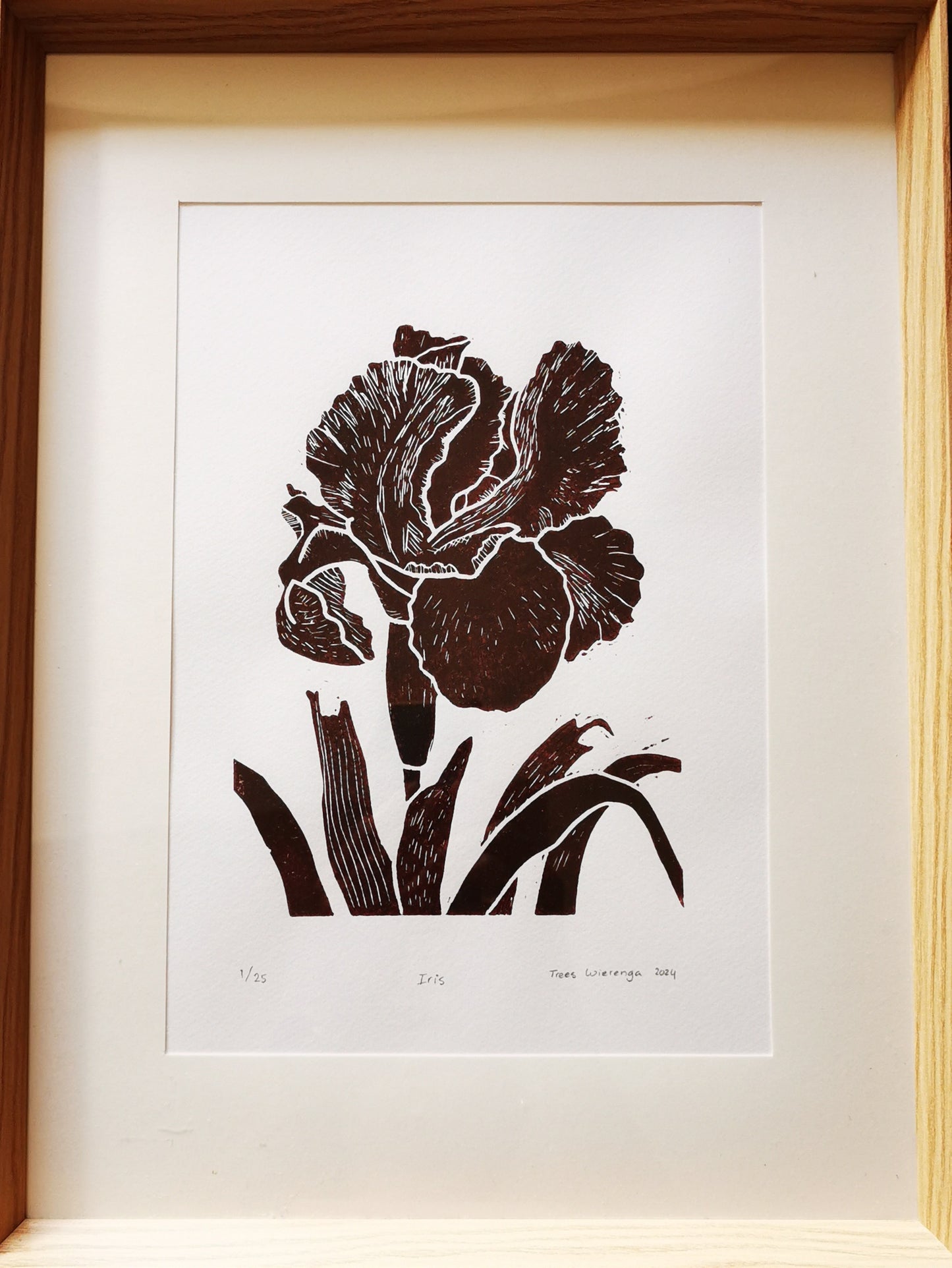 Linoprint Iris